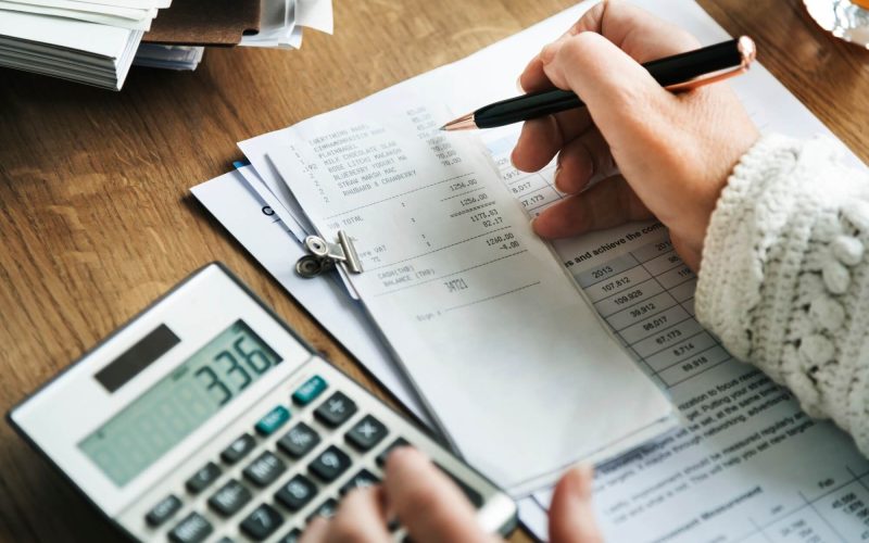 budget-planning-bookkeeping-accounting-concept.jpg